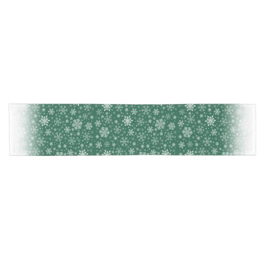 Elegant Kerstgroen wit Snowflake Patroon Korte Tafelloper (Horizontaal)