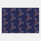 Elegant Kerstmis Holly Gold Green Red Berries Inpakpapier Vel (Voorkant)