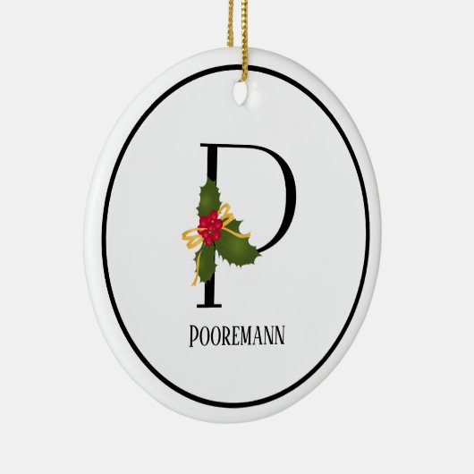 Elegant Kerstmis Holly Monogram Letter P Keramisch Ornament (Rechts)