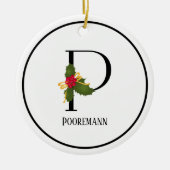 Elegant Kerstmis Holly Monogram Letter P Keramisch Ornament (Voorkant)