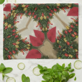 Elegant Kerstmis met rode groene kaleidoscopie Theedoek (Gevouwen)