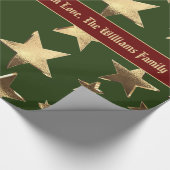 Elegant kerstrood groen en gouden sterren patroon cadeaupapier (Hoek)