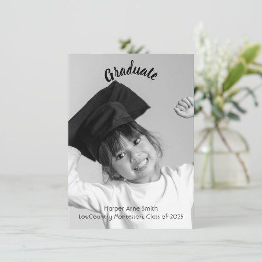 Elegant Kindergarten Afstuderen Aankondiging (Staand voorkant)