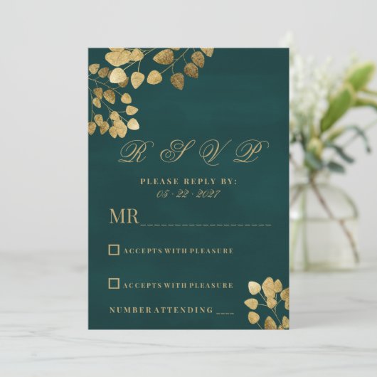 Elegant klassiek donkergroen goud eucalyptus RSVP Kaart (Staand voorkant)