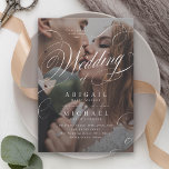 Elegant klassiek kalligrafie fotobruiloft kaart<br><div class="desc">Moderne klassieke "de bruiloft van" kalligrafie op een paar foto,  eenvoudig en elegant. geweldige trouwuitnodigingen voor klassieke vintage bruiloft,  en formele bruiloft Bekijk alle overeenkomende stukken in collectie.</div>