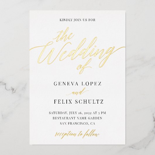 Elegant klassieke Gold Foil Hand Lettered Script v Folie Uitnodiging (Voorkant)