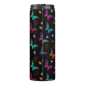 Elegant kleurrijke vlinders op Black Custom Thermosbeker (Achterkant)