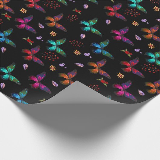 Elegant kleurrijke vlinders op zwart cadeaupapier (Hoek)