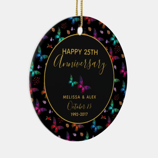 Elegant kleurrijke vlinders op zwart Jubileum Keramisch Ornament (Rechts)