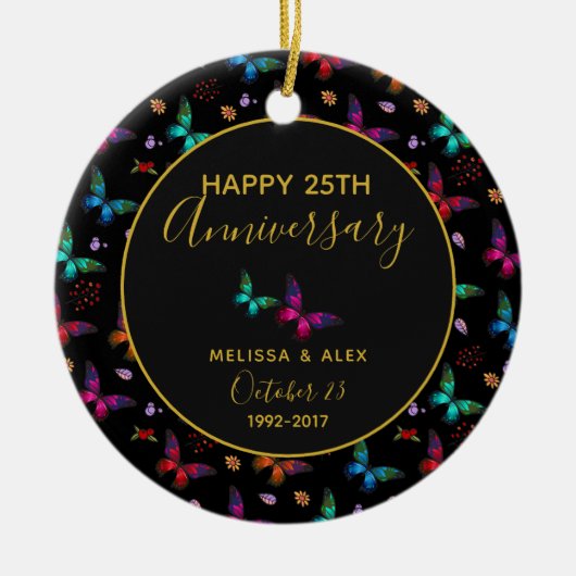 Elegant kleurrijke vlinders op zwart Jubileum Keramisch Ornament (Voorkant)