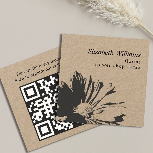 Elegant Kraft Dark Floral Pattern Florist QR code Vierkante Visitekaartje