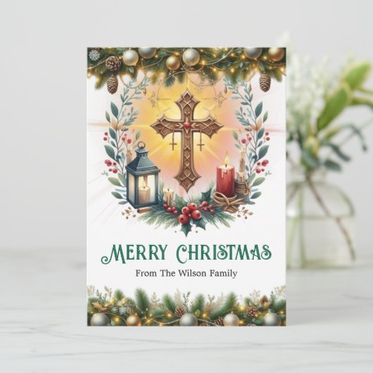 Elegant kruis met lantaarn en kerstkaarsen feestdagenkaart (Staand voorkant)