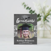 Elegant Lace Chalkboard Photo Afstudeerder Invitat Briefkaart (Staand voorkant)