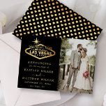 Elegant Las Vegas Destination Wedding Aankondiging<br><div class="desc">Laat iedereen weten dat je het deed,  je trouwde in stijl met deze moderne en zeer trendy trouwaankondigingskaarten. Het ontwerp is gemakkelijk te personaliseren met uw speciale evenementenbewoording en uw familie en vrienden zullen blij zijn wanneer ze deze fantastische huwelijksaankondigingskaarten ontvangen.</div>