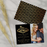 Elegant Las Vegas Destination Wedding Photo Save The Date<br><div class="desc">Viel in stijl met deze moderne en zeer trendy bruiloft,  behalve de datumkaarten. Het ontwerp is gemakkelijk te personaliseren met uw speciale foto- en gebeurtenisformulering en uw gasten zullen enthousiast zijn wanneer zij deze geweldige kaarten ontvangen.</div>
