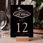 Elegant Las Vegas Destination Wedding Table Number Kaart<br><div class="desc">Viel in stijl met deze moderne en zeer trendy trouwtafel nummerkaarten. Dit ontwerp is gemakkelijk te personaliseren met uw speciale gebeurtenisformulering en uw gasten zullen enthousiast zijn wanneer zij deze geweldige tabelnummers zien. *** HOE MOET U BESTELLEN *** Gelieve elke tabelnummerkaart aan te passen en toe te voegen aan uw...</div>