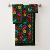 Elegant Latijns-Amerikaanse Folk Floral | Zwart Bad Handdoek (Insitu)