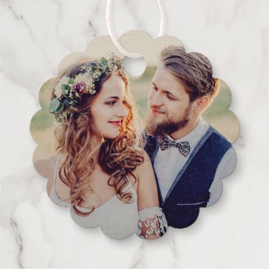 Elegant Laurel Wreath Bruiloft Monogram Bedankjes Labels (Achterkant)