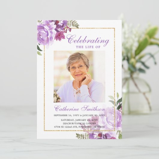 Elegant Lavender Floral Printable Funeral Programm Aankondiging (Staand voorkant)