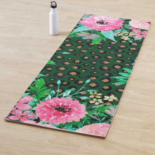 Elegant Leopard Print Pink Floral Green Design Yogamat (In situ)