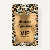 Elegant Leopard Quinceañera nodigt VIP-pas uit Badge (Voorkant)
