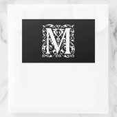 Elegant Letter M White op zwart monogram Rechthoekige Sticker (Tas)