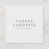 Elegant licht grijs en wit stijlvol minimalistisch vierkante visitekaartje (Voorkant)