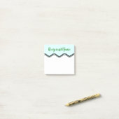 Elegant Light Cyan Background + Forest Green Name Post-it® Notes (Op bureau)
