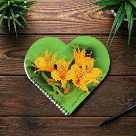 Elegant Lily of the Incas/Yellow Alstroemeria Notitieboek