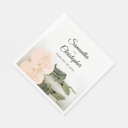 Elegant Long Stemmed Ivory Peach Roos Wedding Servet (Hoek)