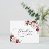 Elegant Lush Burgundy Blush Floral Wedding Bedankkaart (Staand voorkant)