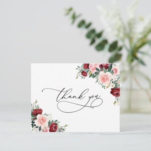 Elegant Lush Burgundy Blush Floral Wedding Bedankkaart (Staand voorkant)