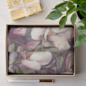 Elegant Magnolia Bloemenroze op Paarse Tissuepapier (Geschenk)