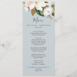 Elegant Magnolia Blue Gray Weddenrenmenu Menu<br><div class="desc">Deze elegante magnolia blauwe, grijze huwelijksmenukaart is perfect voor een moderne, klastige bruiloft. Het ontwerp van de zachte bloem is voorzien van waterverf blush roze pinda's, verbluffende witte magnoliumbloemen en katoen met goud en groene bladeren in een luxueuze opstelling op een lichtblauwe grijze achtergrond. Dit menu kan voor een trouwreceptie,...</div>