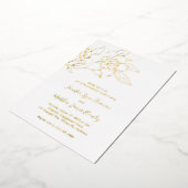 Elegant Magnolia Floral Engagement Party Gold Folie Uitnodiging (Gedraaid)