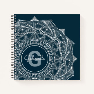 Elegant Mandala Art Monogram Initiaal Naam Blauw Notitieboek