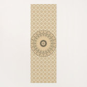 Elegant  Mandala op Tan Quatrefoil Yogamat (Achterkant)