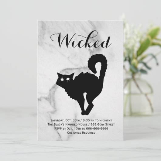 Elegant Marble Black Cat Halloween Costume Party Kaart (Staand voorkant)