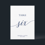 Elegant marinekalligrafie Tabel 6-tabelnummer Kaart<br><div class="desc">Deze elegante marinekalligrafietabel zes-tabelnummer is perfect voor een eenvoudige bruiloft. Het neutrale ontwerp is voorzien van een minimalistische kaart die is voorzien van romantische en grillige typografie. De prints op de voor- en achterzijde van de kaart (dubbelzijdig). Andere tabelnummers in het collectie worden afzonderlijk verkocht.</div>