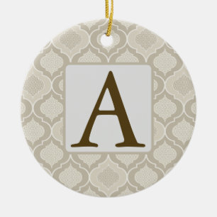 Elegant Marokkaans trellispatroon in neutrale tint Keramisch Ornament