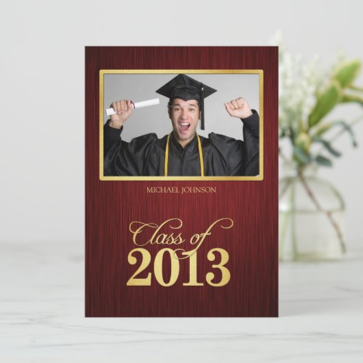 Elegant maroon en goud Klasse 2013 Afstuderen Kaart (Staand voorkant)