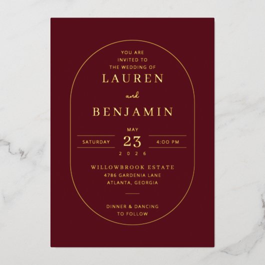 Elegant Maroon Gold Wedding Invitation Folie Uitnodiging (Voorkant)