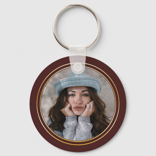 Elegant Maroon | Goud 2024 Afstuderen Pet Afstuder Sleutelhanger (Achterkant)