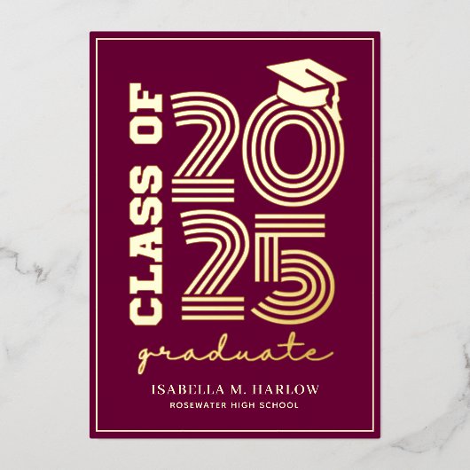 Elegant Maroon High School Afstuderen Gold Folie Uitnodiging (Voorkant)