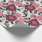Elegant Maroon Pink Burgundy Roos Flower Pattern Cadeaupapier (Hoek)