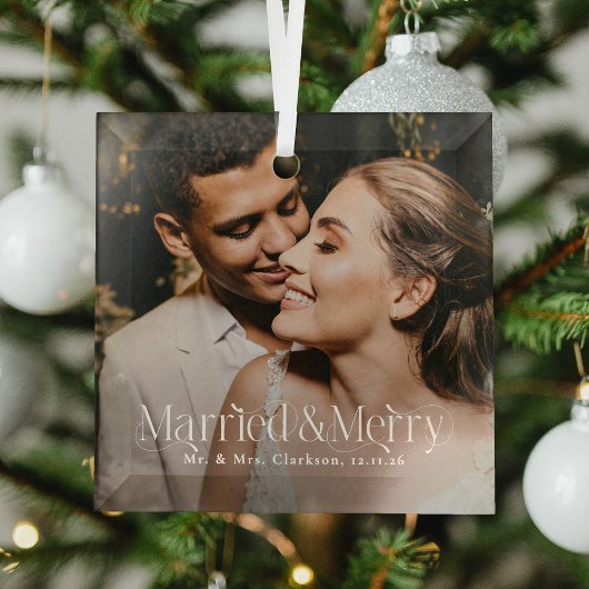 Elegant Married & Merry Newlywed Photo, Christmas Glas Ornament