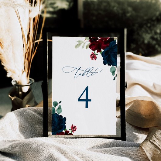 Elegant Marsala & Navy Flowers Tabel 4 Weddenschap Kaart