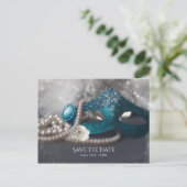 Elegant Masquerade Mask & Pearls Save the Date Aankondigingskaart (Staand voorkant)