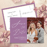 Elegant Mauve Modern Photo Wedding Save the Date Aankondigingskaart<br><div class="desc">Elegant Mauve Elegant Script Modern Photo Minimalist Wedding Save the Date Notice Briefkaart. Laat je familie, vrienden en collega's weten dat je een datum hebt vastgesteld voor je trouwfeest met deze elegante, stijlvolle en moderne bruiloft, behalve de datum van uitnodiging. Alle teksten zijn vooraf geregeld zodat u zich gemakkelijk en...</div>
