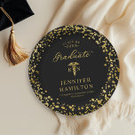Elegant Medical Nursing School Afstuderen Black Papieren Bordje<br><div class="desc">Maak uw afstudeerfeest 2025 onvergetelijk met deze moderne suite. Met gouden confetti op een zwarte achtergrond en elegante kalligrafie legt het perfect de schittering van uw succes vast. Het ontwerp kan worden afgestemd op uw specifieke behoeften en voorkeuren. Neem contact op als u kleurwijzigingen, ontwerpwijzigingen of extra items nodig hebt....</div>